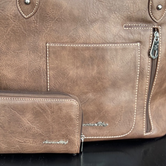 American Bling by Montana West Handbag and Wallet Set NWT - Picture 4 of 7